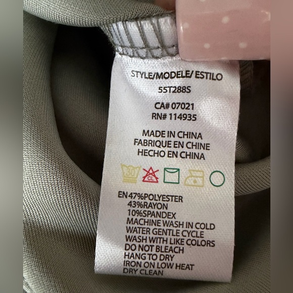 RD Style Khaki Sleeveless Romper - Picture 4 of 8